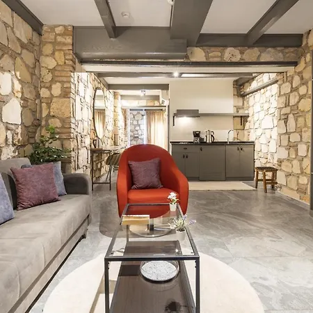 Charming Flat Near Hadrians Gate