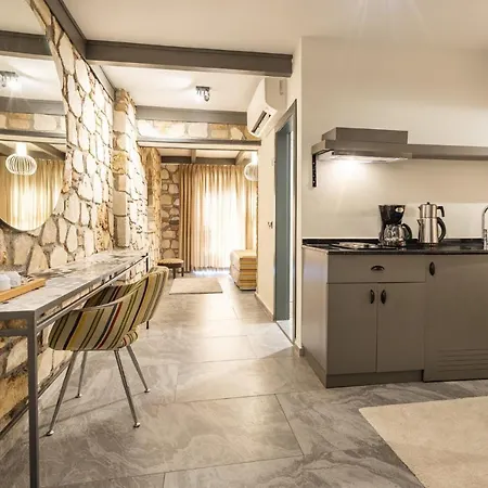 Charming Flat Near Hadrians Gate * Antalya