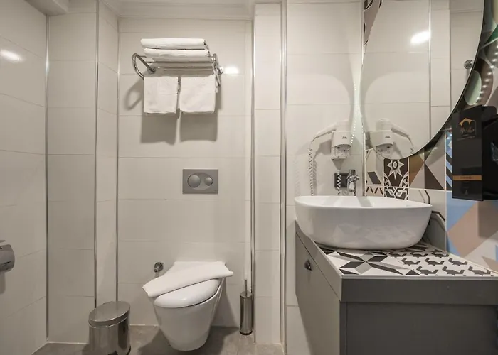 Charming Flat Near Hadrians Gate * Antalya